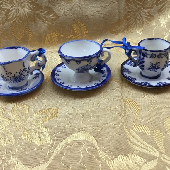 Kurt Adler 2" Porcelain Delft Blue Cup And Saucer Ornament Set Of 3 - Picture 1 of 12